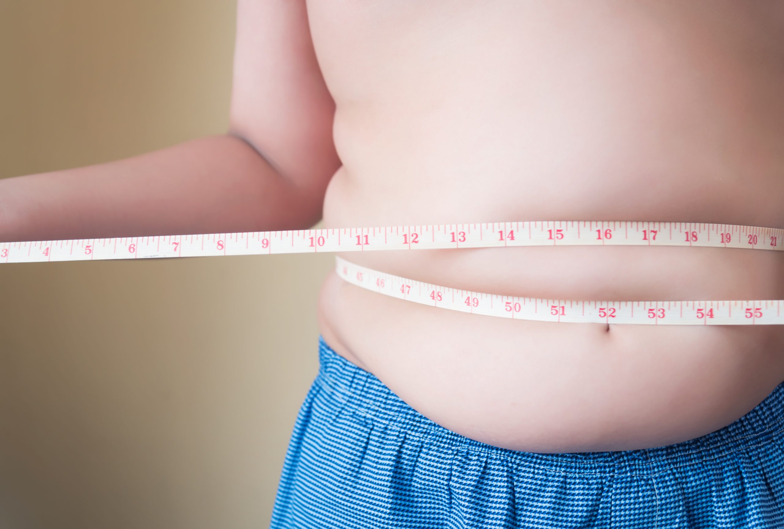 Übergewicht, übergewichtige Kinder, Jugendliche, Fettleibigkeit, Abnehmen